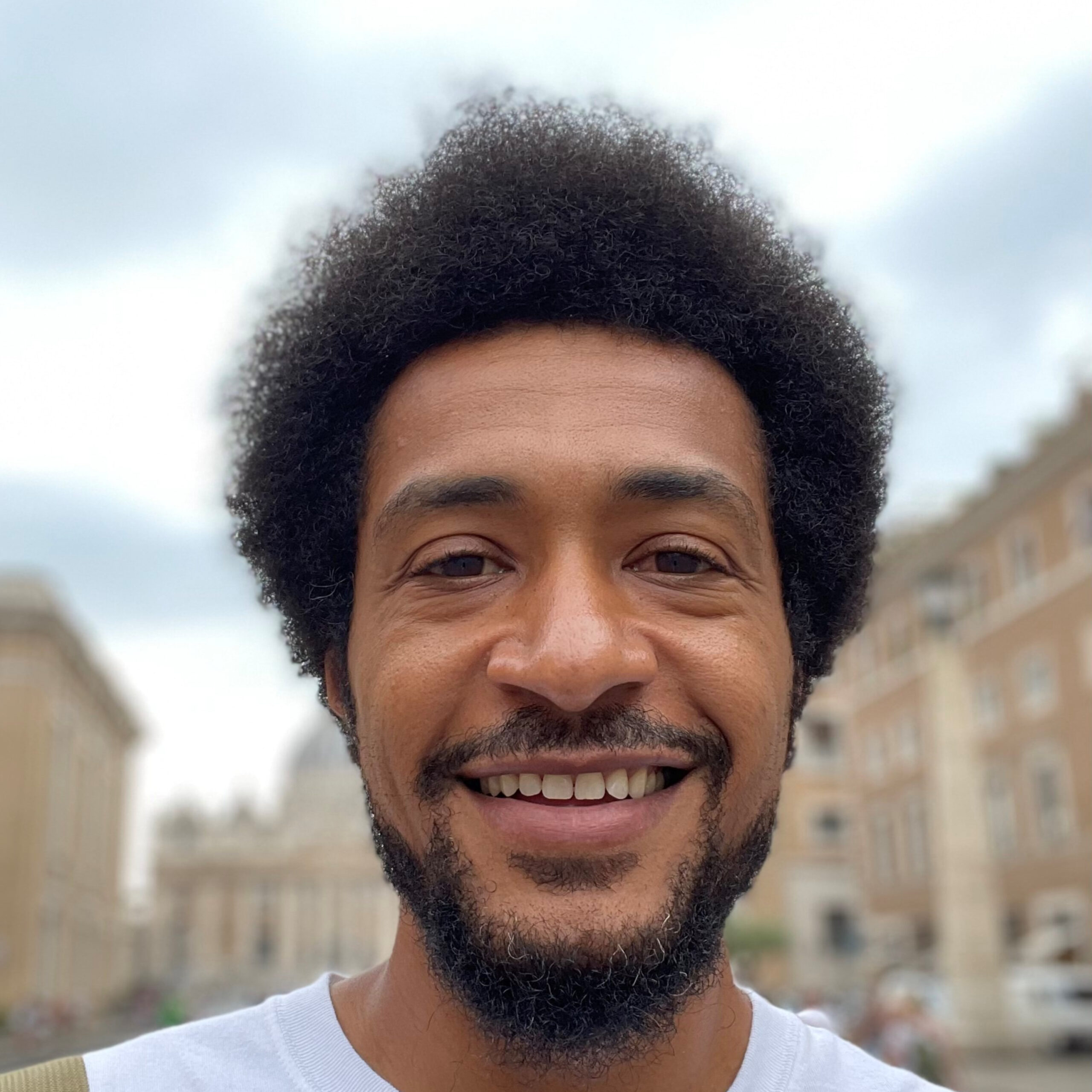 You are currently viewing Daniel Mango: A Clinical Social Worker’s Perspective on Healthcare